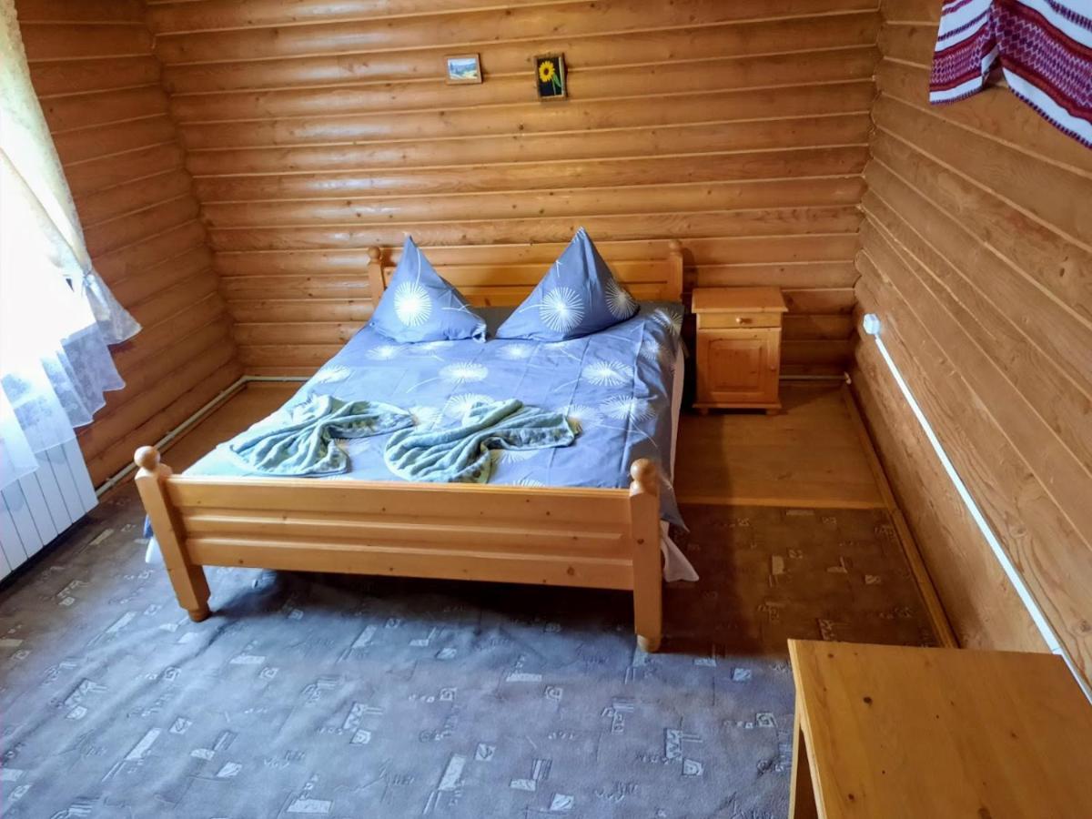 Hotel Мала Одеса Yablunytsya Esterno foto