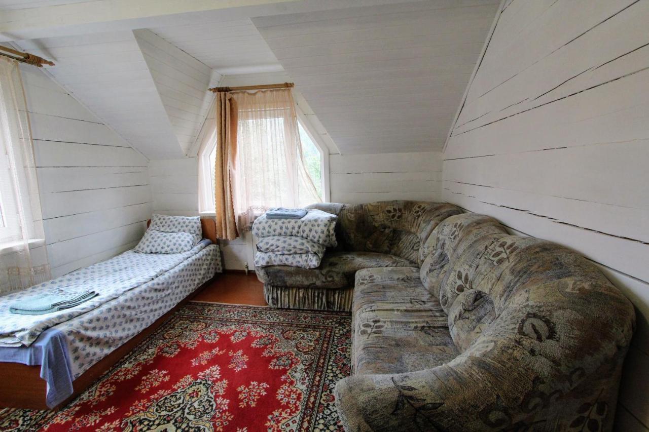 Hotel Мала Одеса Yablunytsya Esterno foto