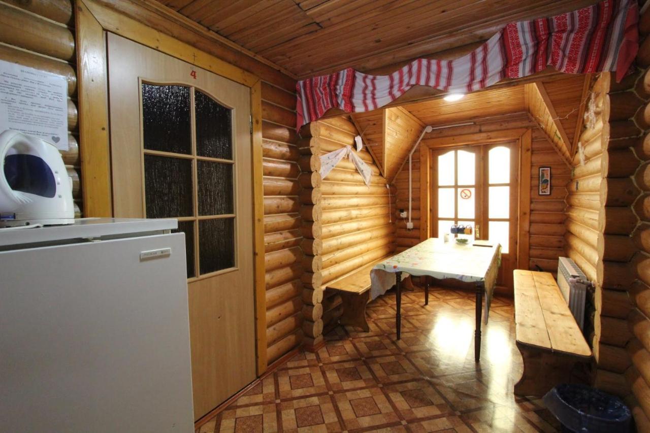 Hotel Мала Одеса Yablunytsya Esterno foto