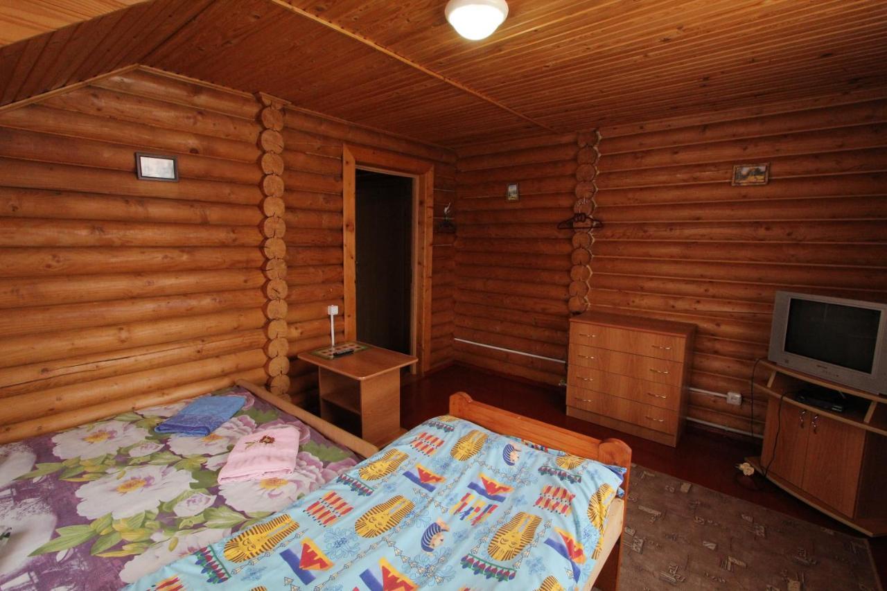 Hotel Мала Одеса Yablunytsya Esterno foto