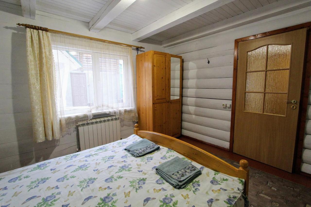 Hotel Мала Одеса Yablunytsya Esterno foto