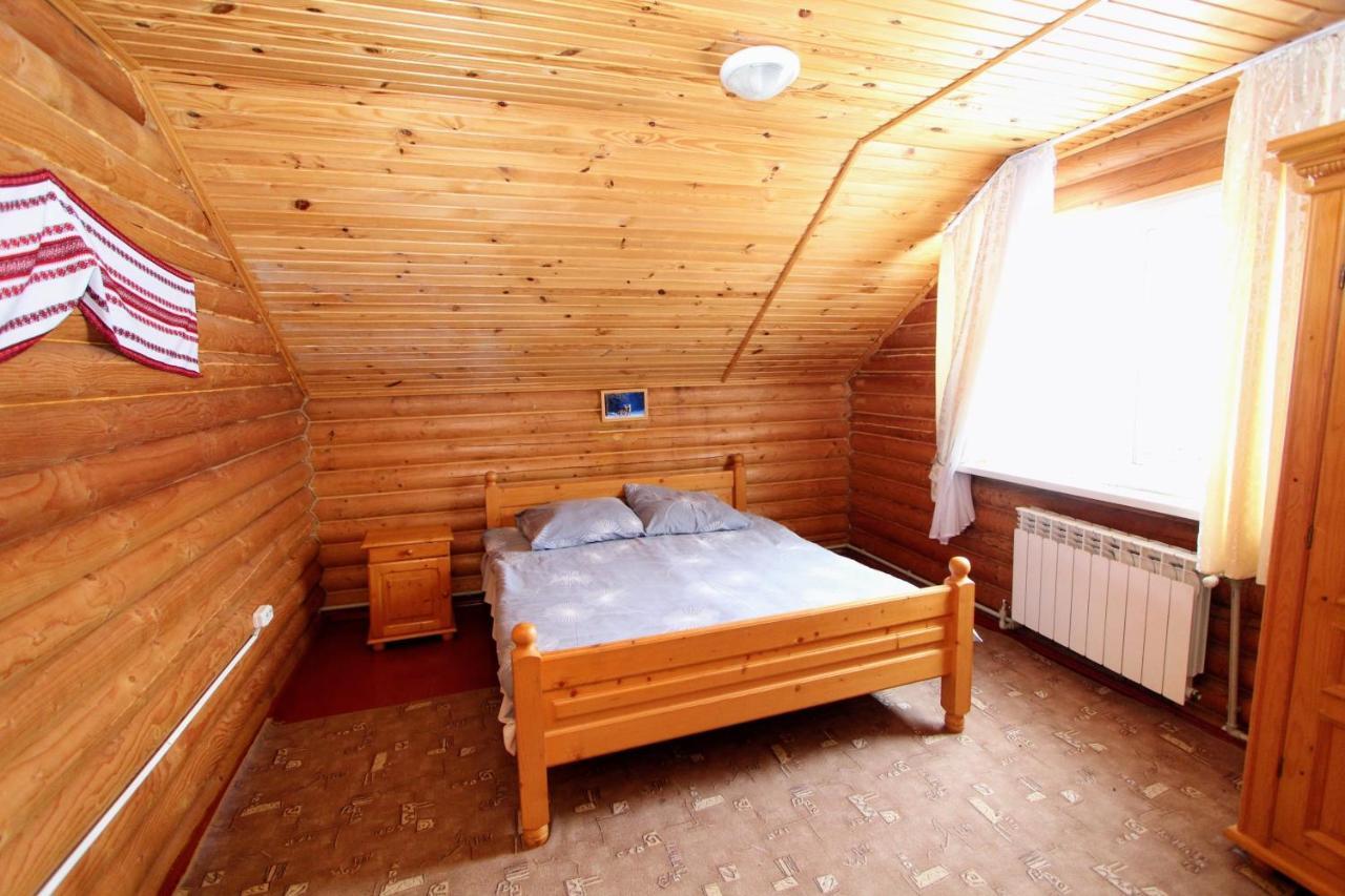 Hotel Мала Одеса Yablunytsya Esterno foto