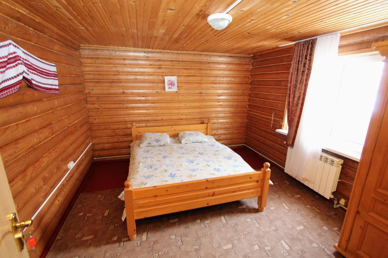Hotel Мала Одеса Yablunytsya Esterno foto