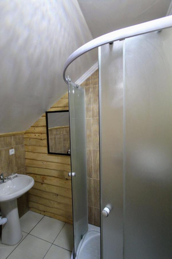 Hotel Мала Одеса Yablunytsya Esterno foto