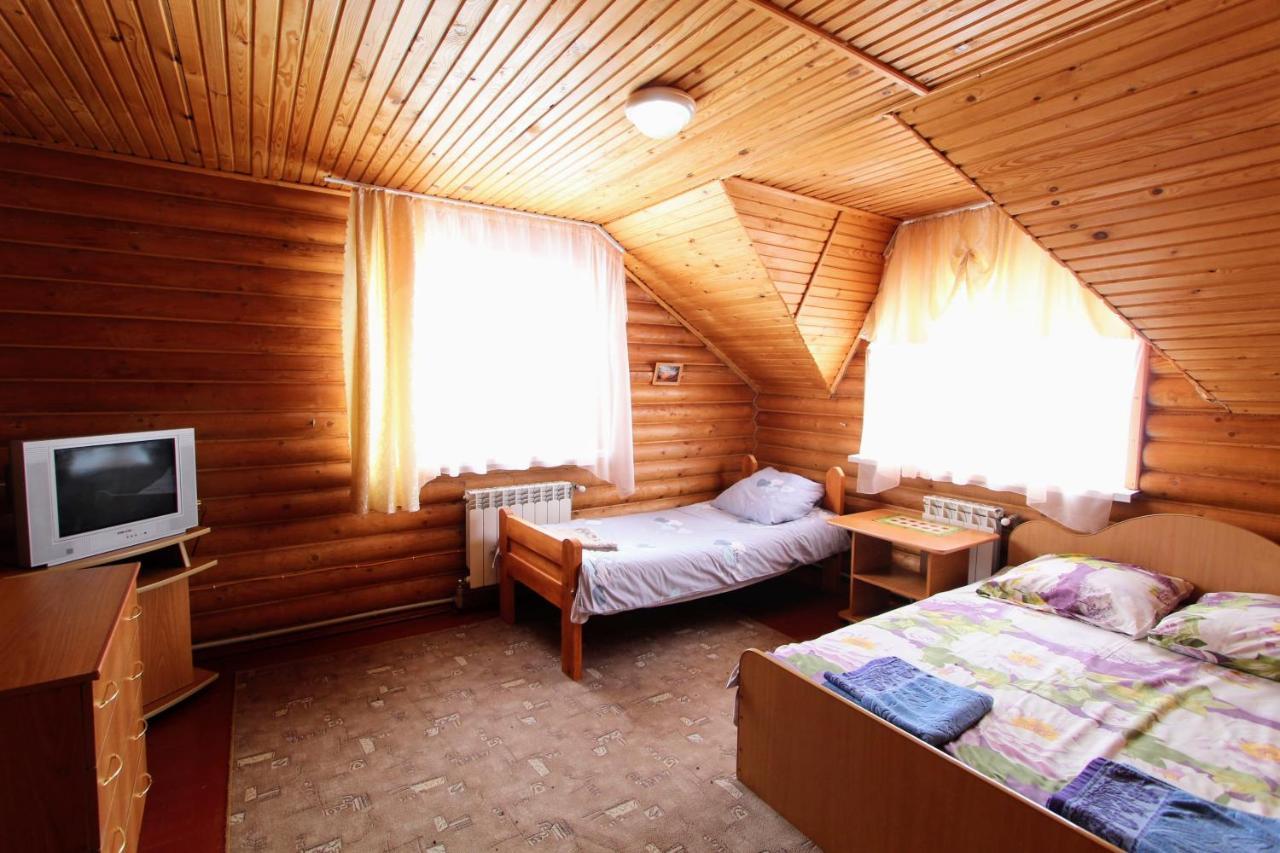 Hotel Мала Одеса Yablunytsya Esterno foto